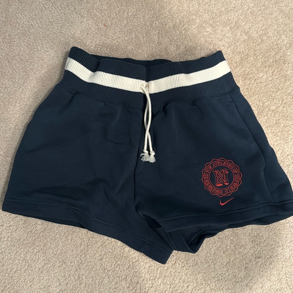 Nike Matching Shorts to Quart Zip. Size Medium.